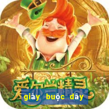 giày buộc dây đế bệt