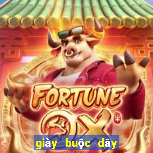 giày buộc dây đế bệt