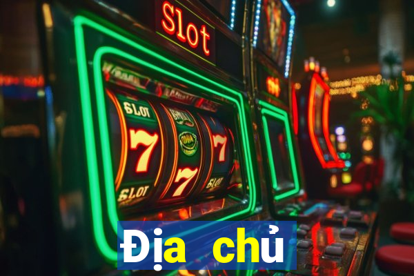 Địa chủ chiến đấu