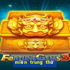 miền trung thứ ba hàng tuần