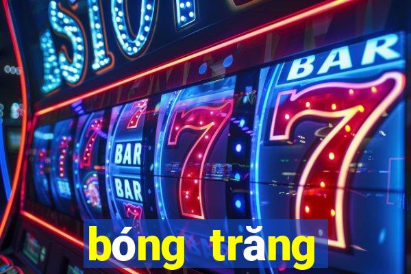 bóng trăng trắng ngà có cây đa to