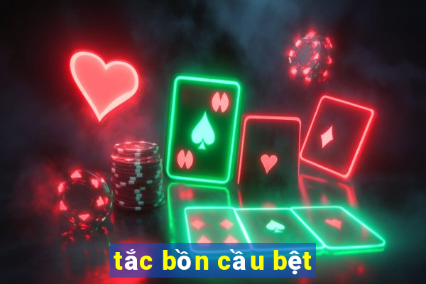 tắc bồn cầu bệt