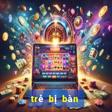 trẻ bị bàn chân bẹt