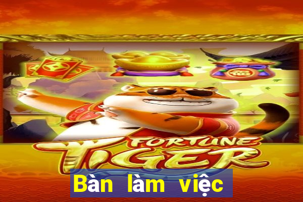 Bàn làm việc miễn phí Baccarat